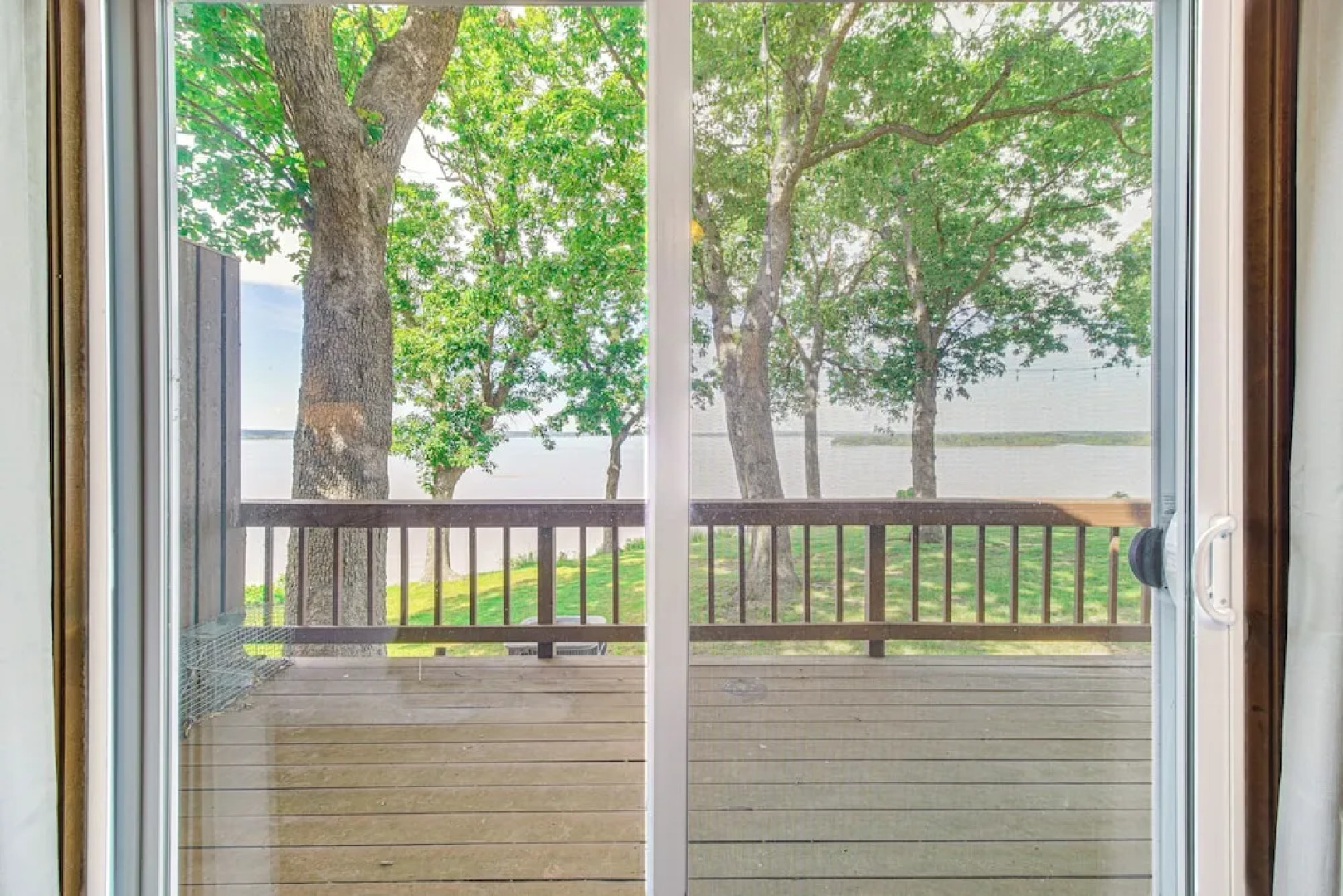 Grand Lake Views + Fire Pit: Monkey Island Home!