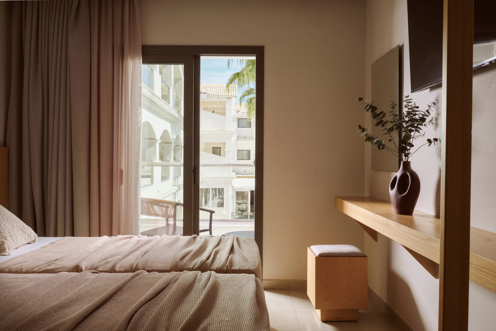 Отель Zante Atlantis