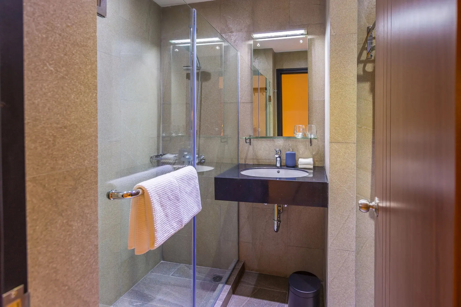 Meridian Adventure Marina Club & Resort