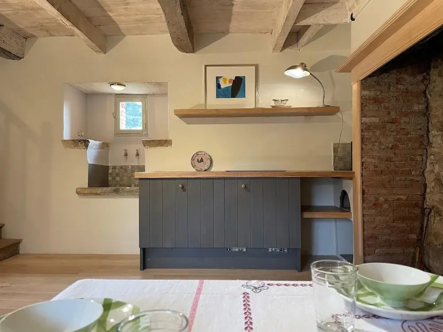 Historic Mansion by River Cenevieres