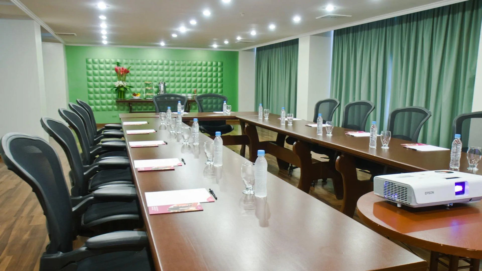 Maruma Hotel and Casino