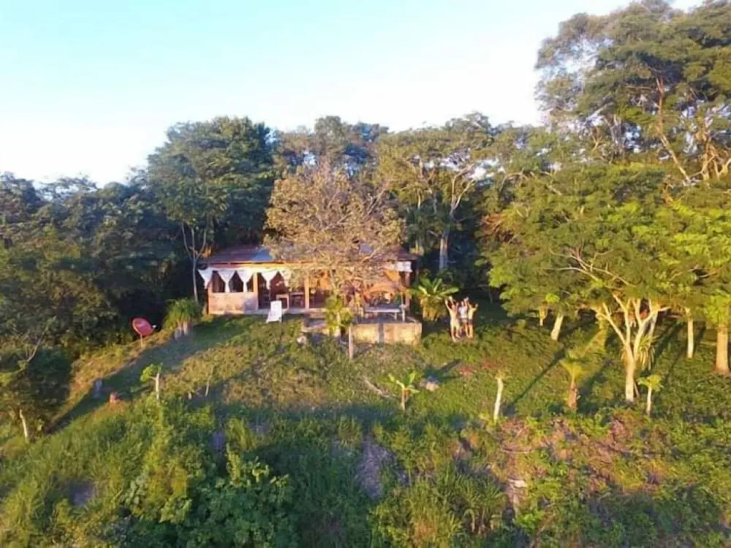 Chaltunha Hostel Flores Island