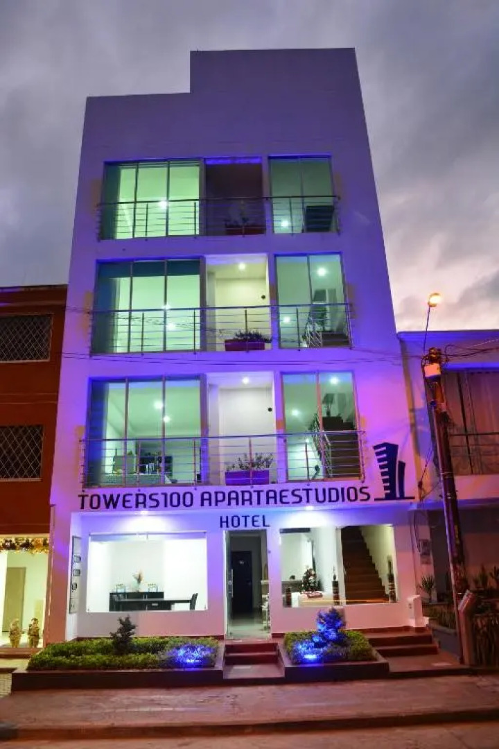Towers100 Aparta Estudios