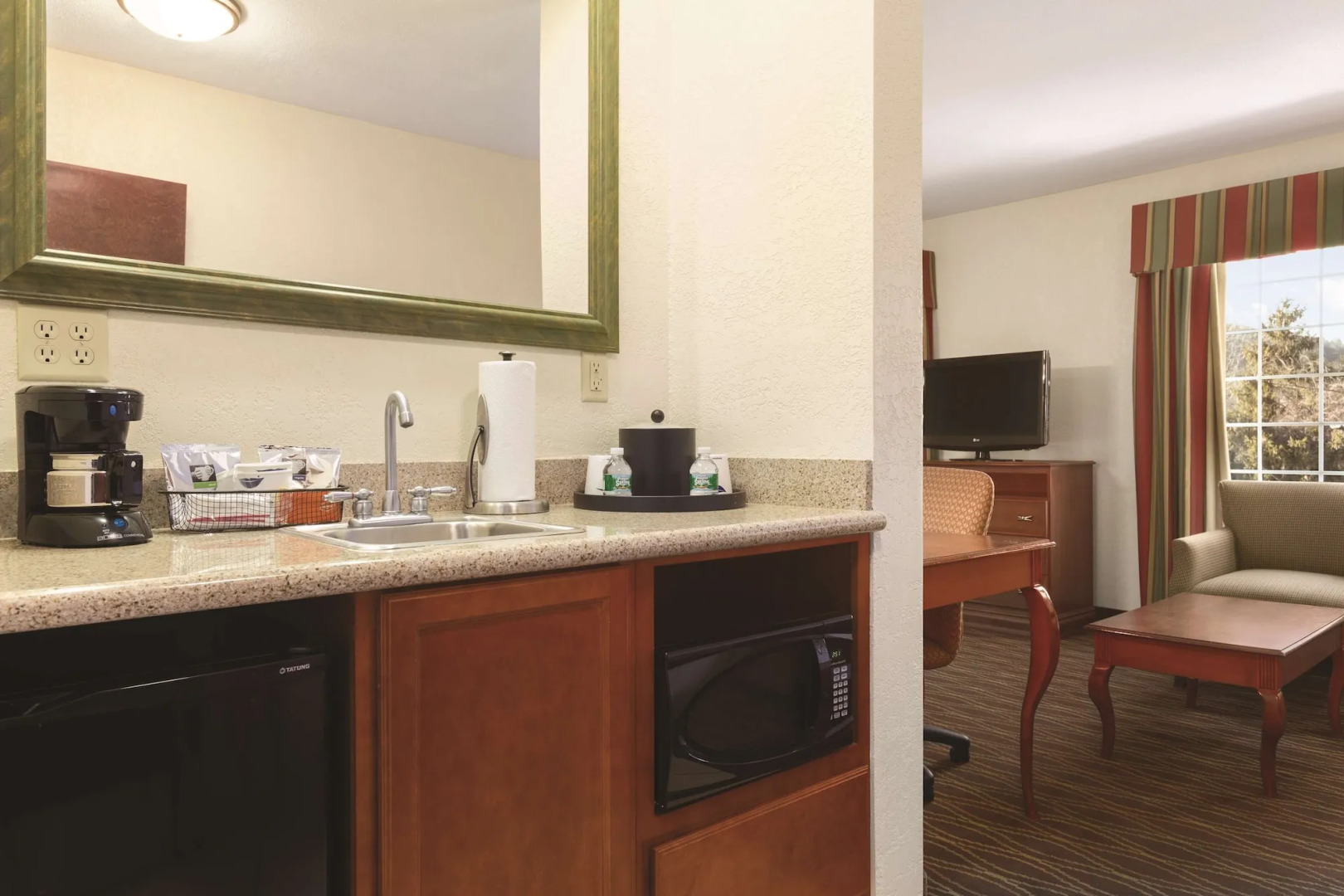 Hampton Inn & Suites Greenfield