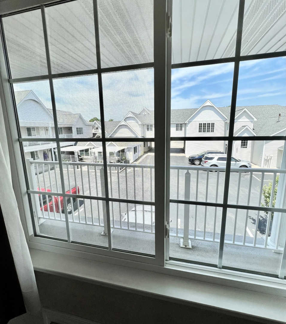 Court Plaza Inn & Suites