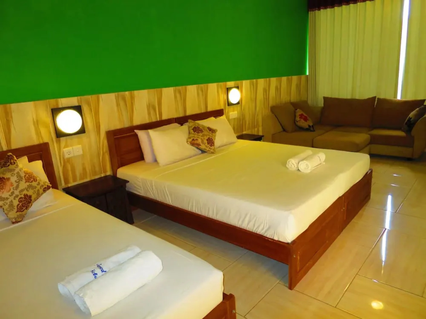 Amed Cafe & Hotel Kebun Wayan