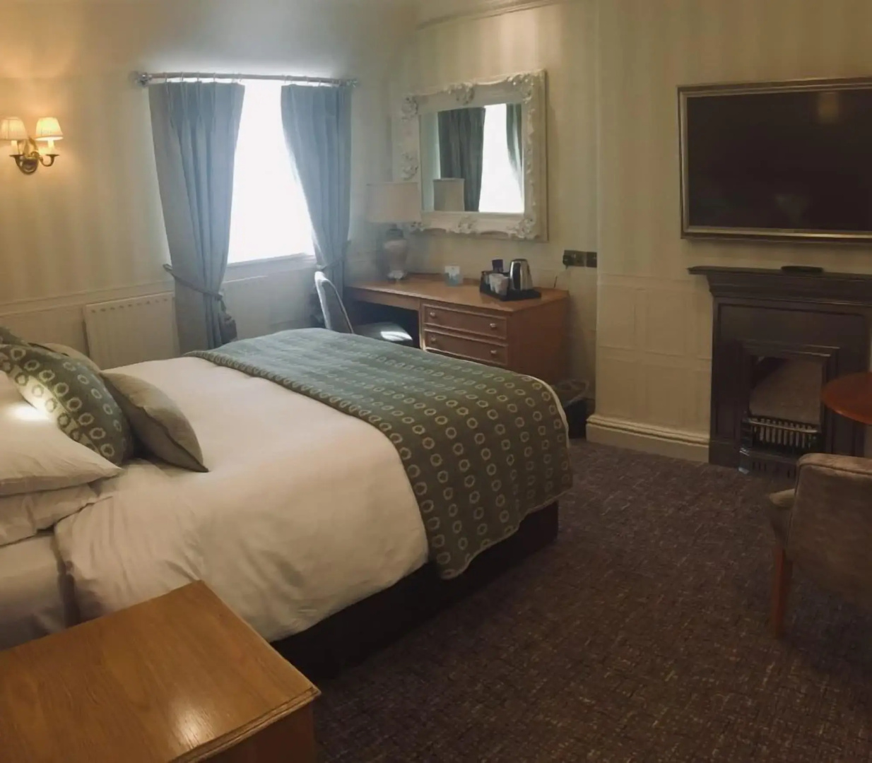 Royal Oak Hotel