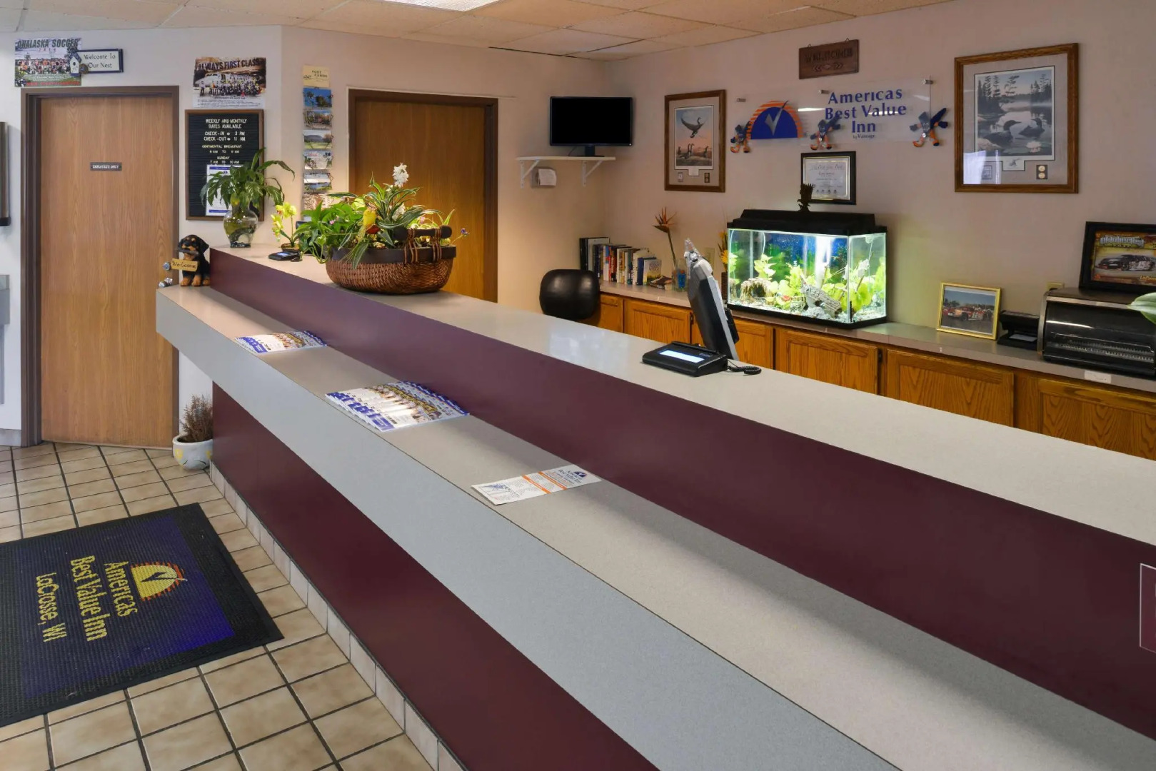 Americas Best Value Inn La Crosse