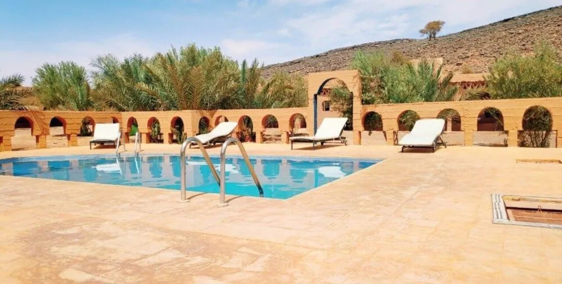 Auberge Camping Oasis El Mharech