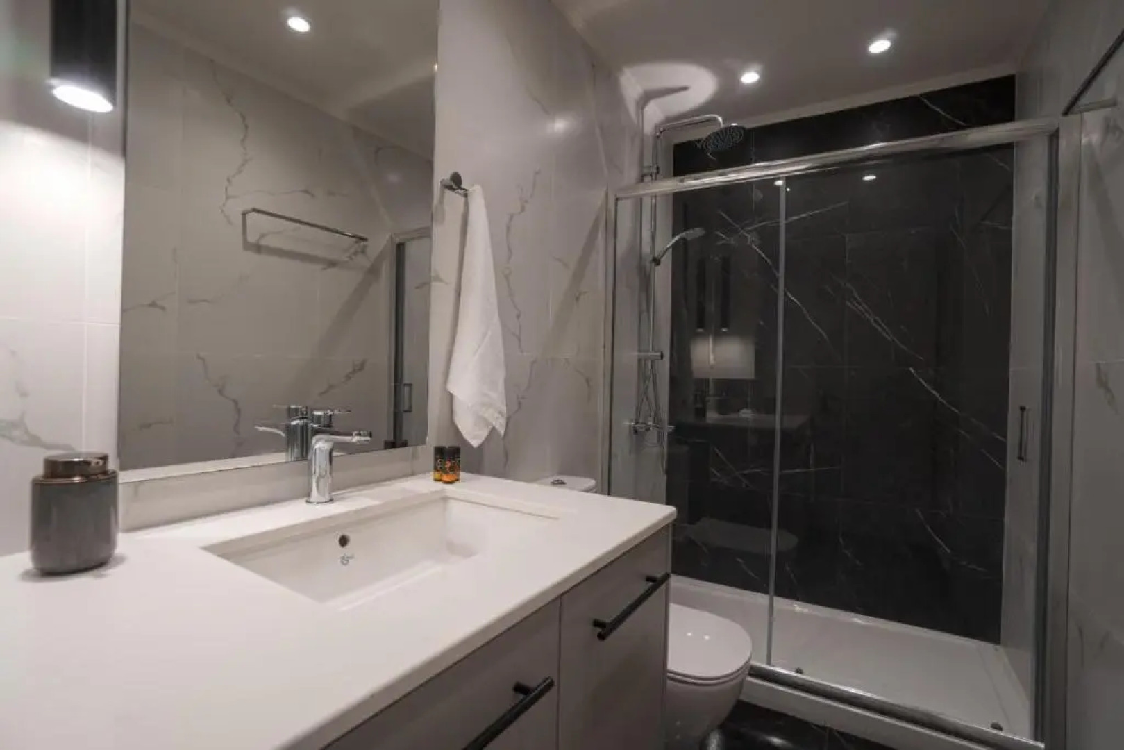 Jacuzzi maisonette in Sfakia center 'New 2023'