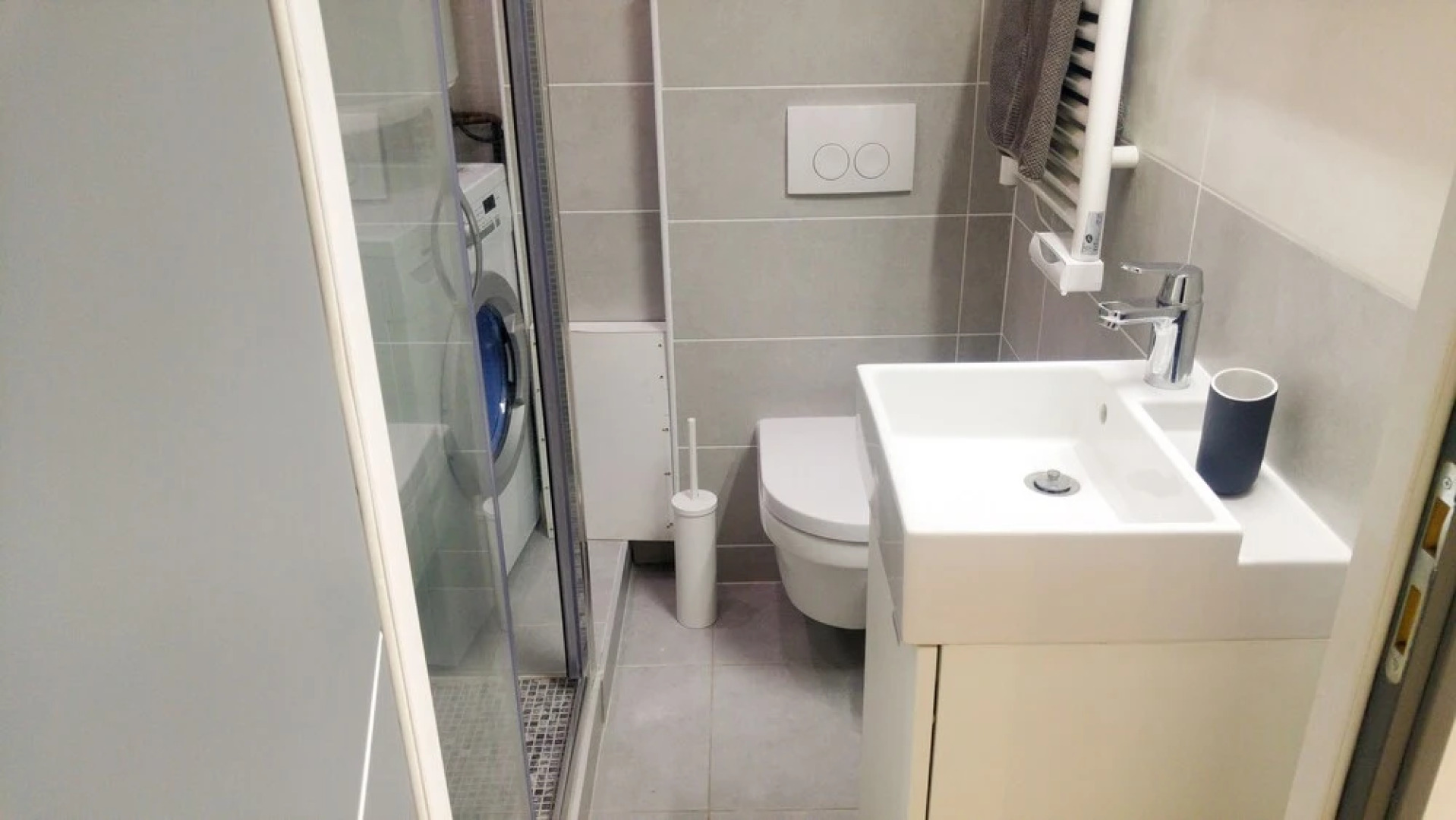 Unsejouranantes - Le Magellan