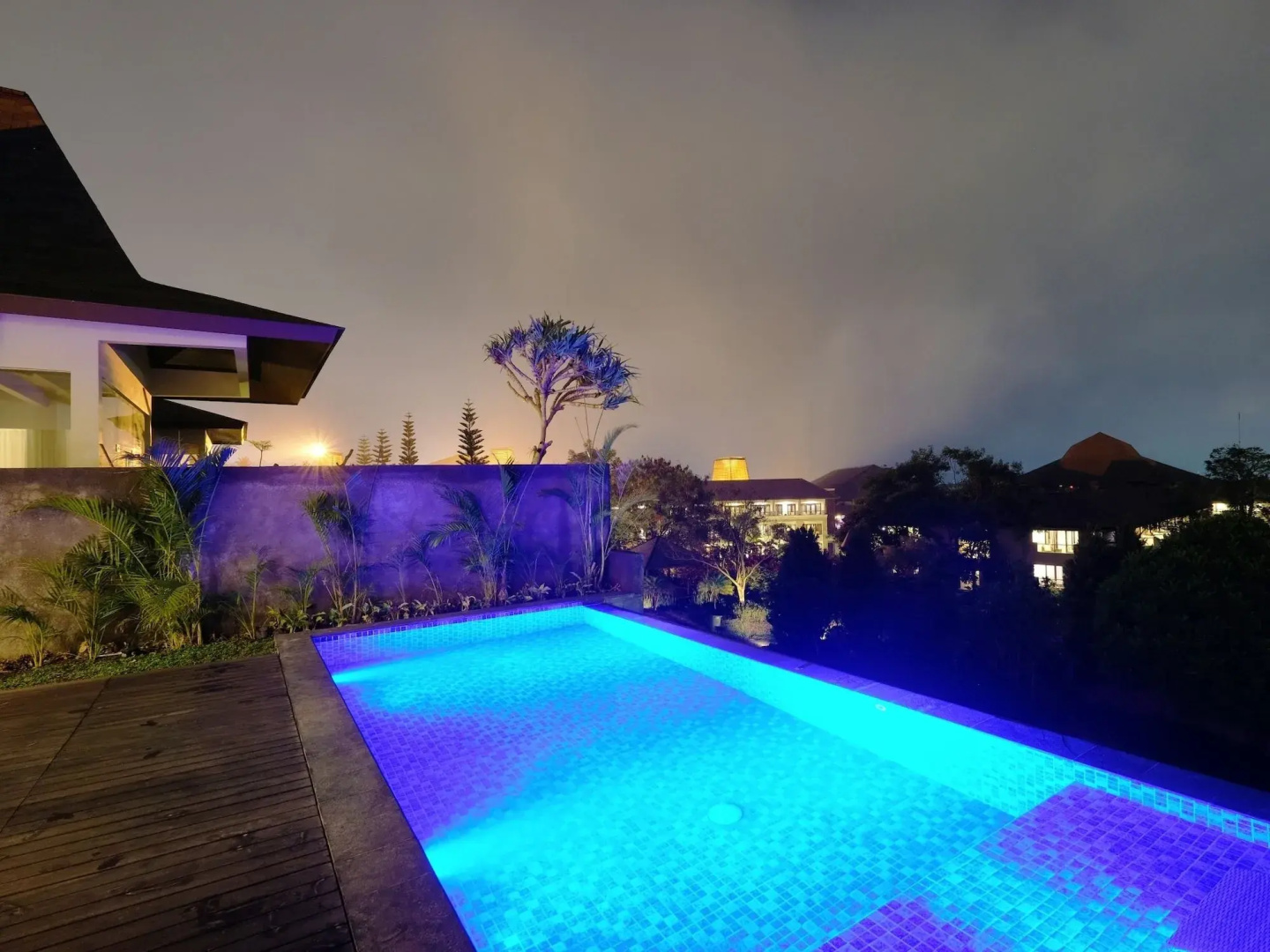 The Singhasari Resort