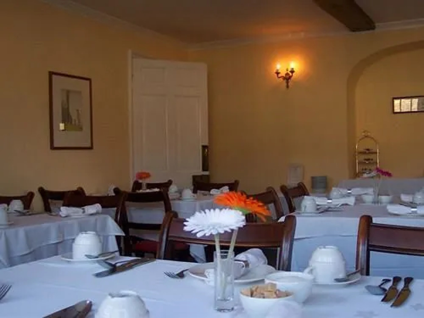 Rounceval House Hotel