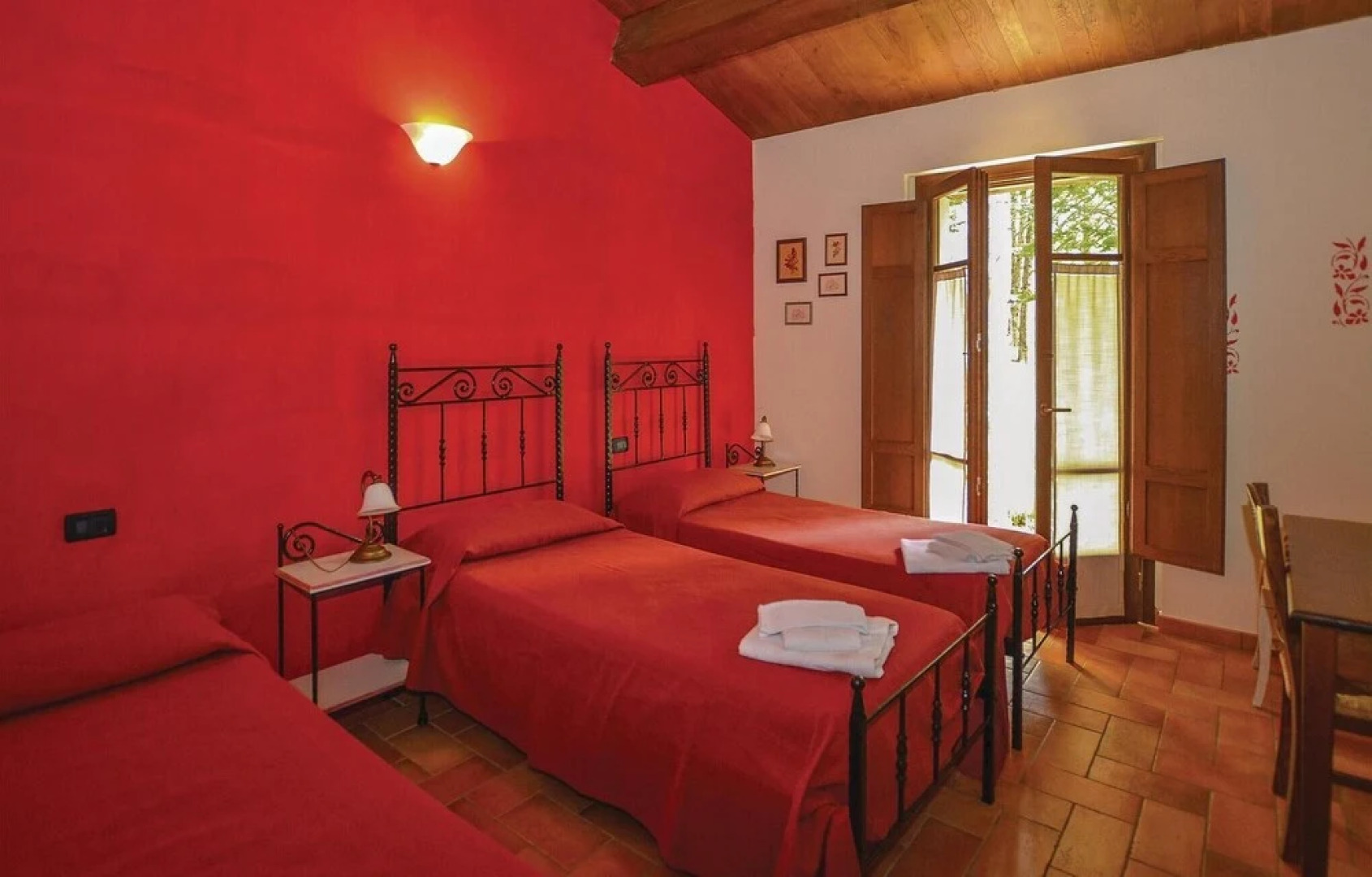 Nice Home in Badia Tedalda AR With 10 Bedrooms, Wifi and Outdoor Swimming Pool