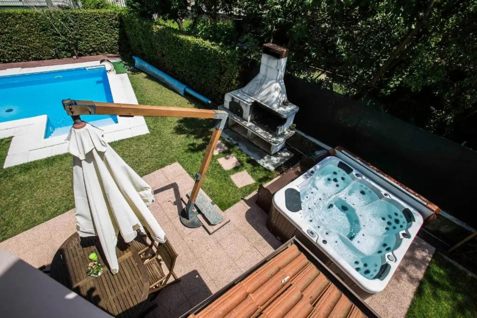 Laura's Holiday House on Como Lake