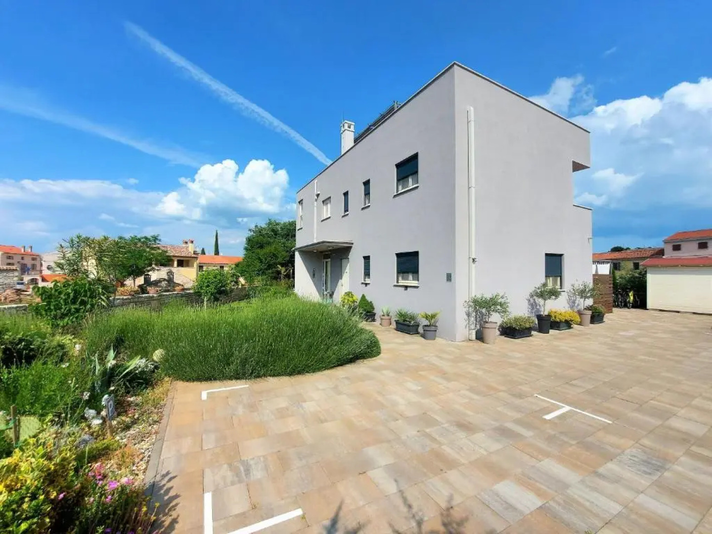 Rooms and Apartments IstraSoley