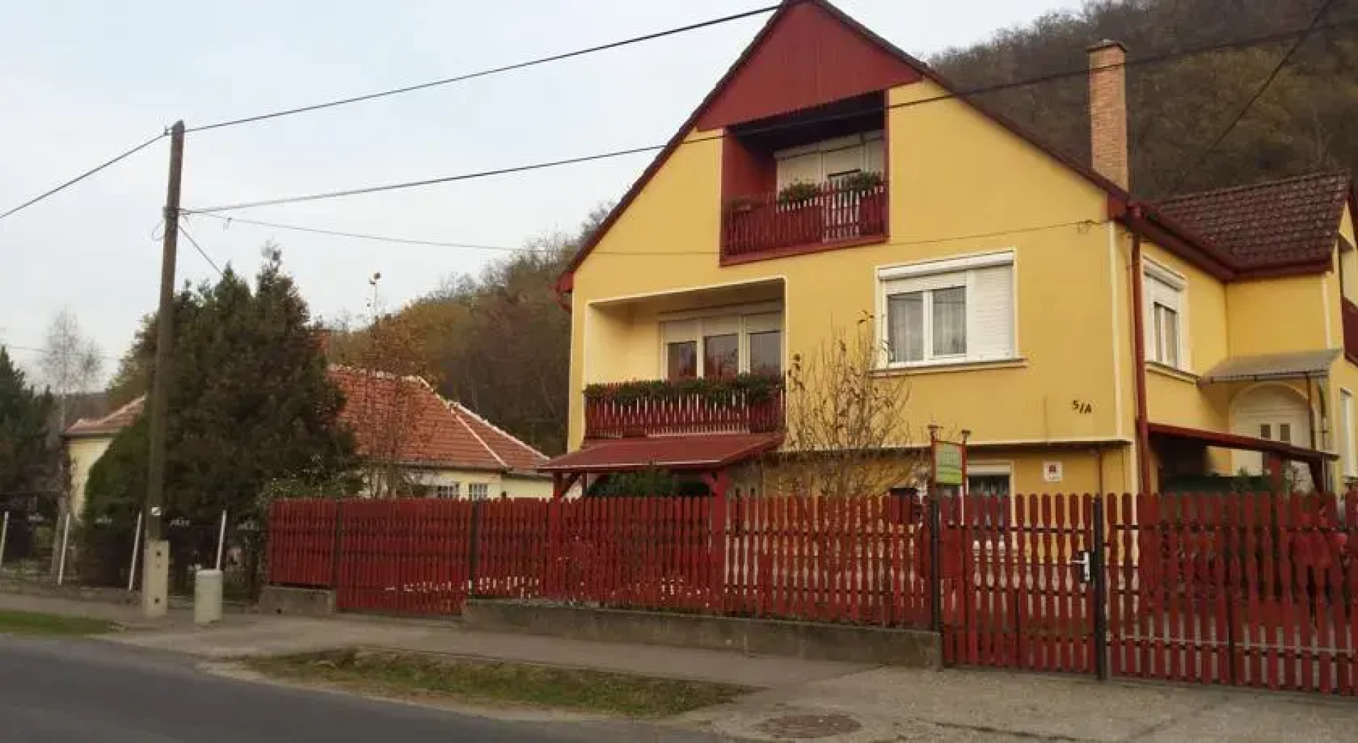 Liliomfa vendégház