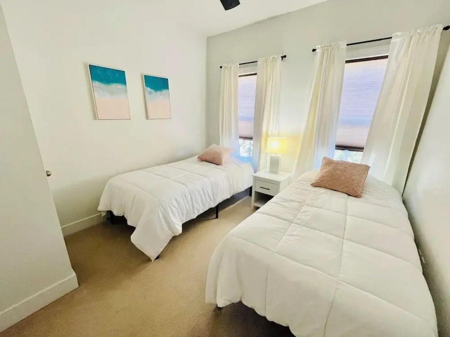 Catalina Circle 21307