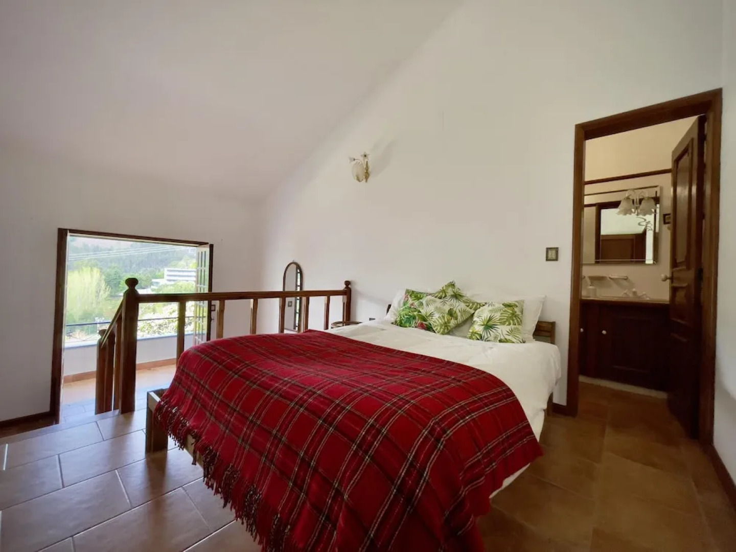 Villa Bouro - Stunning 4-bed Villa Near Geres