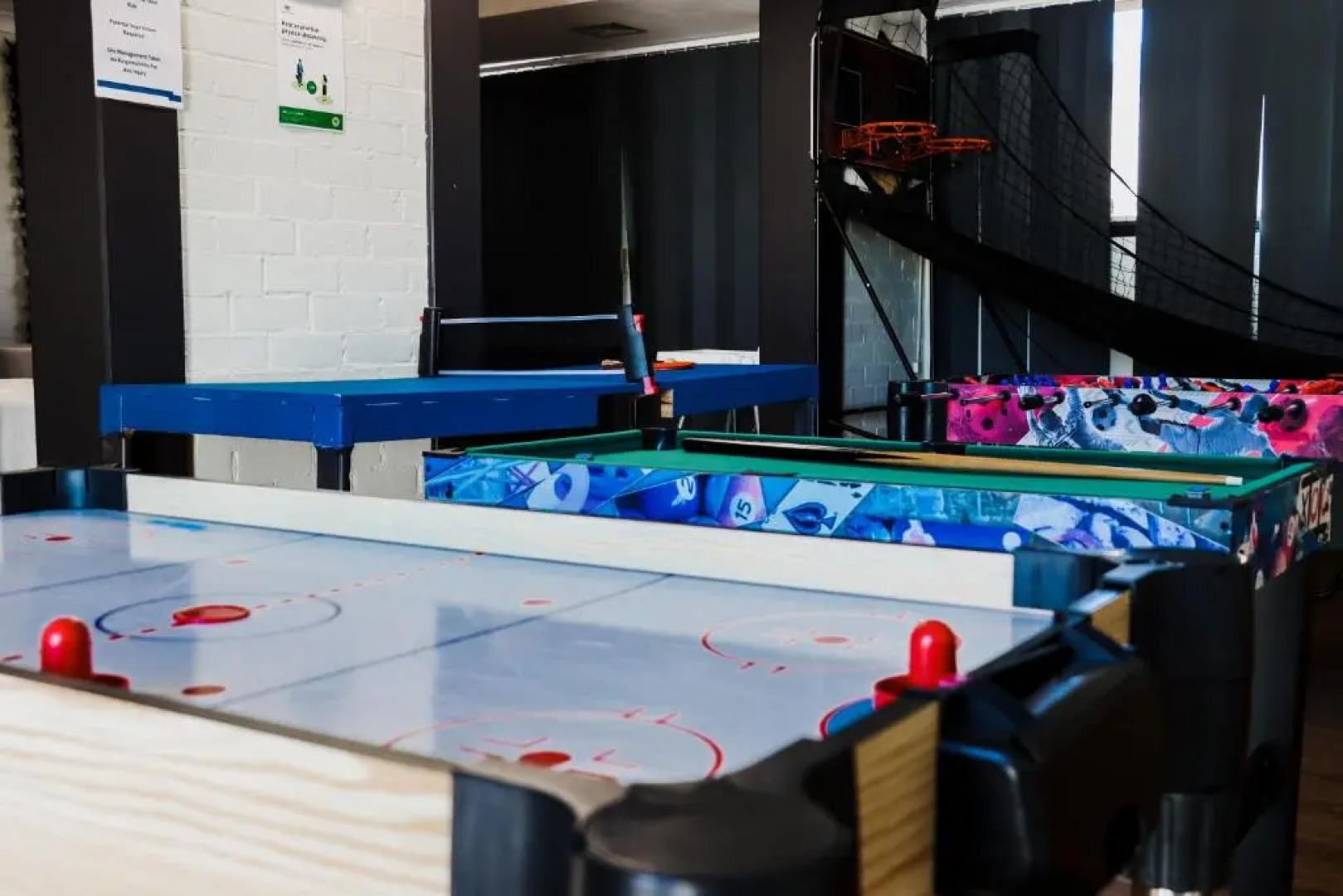 Kennedy Drive Boutique Motel - Close To City Centre & Airport