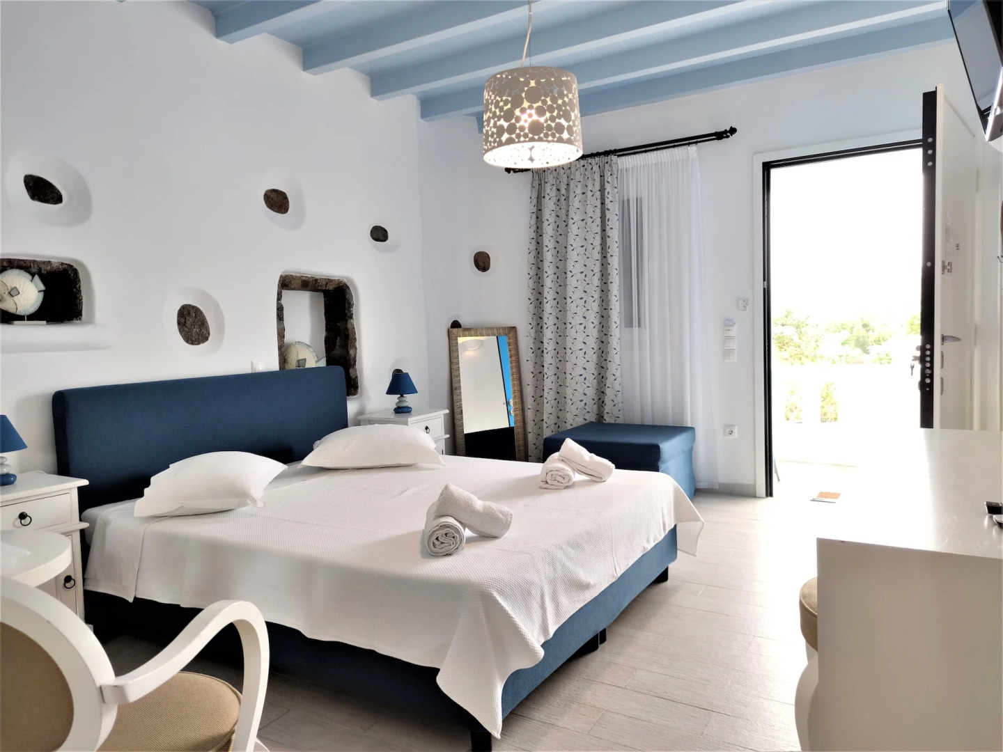 Mykonian Iros Suites & Villas