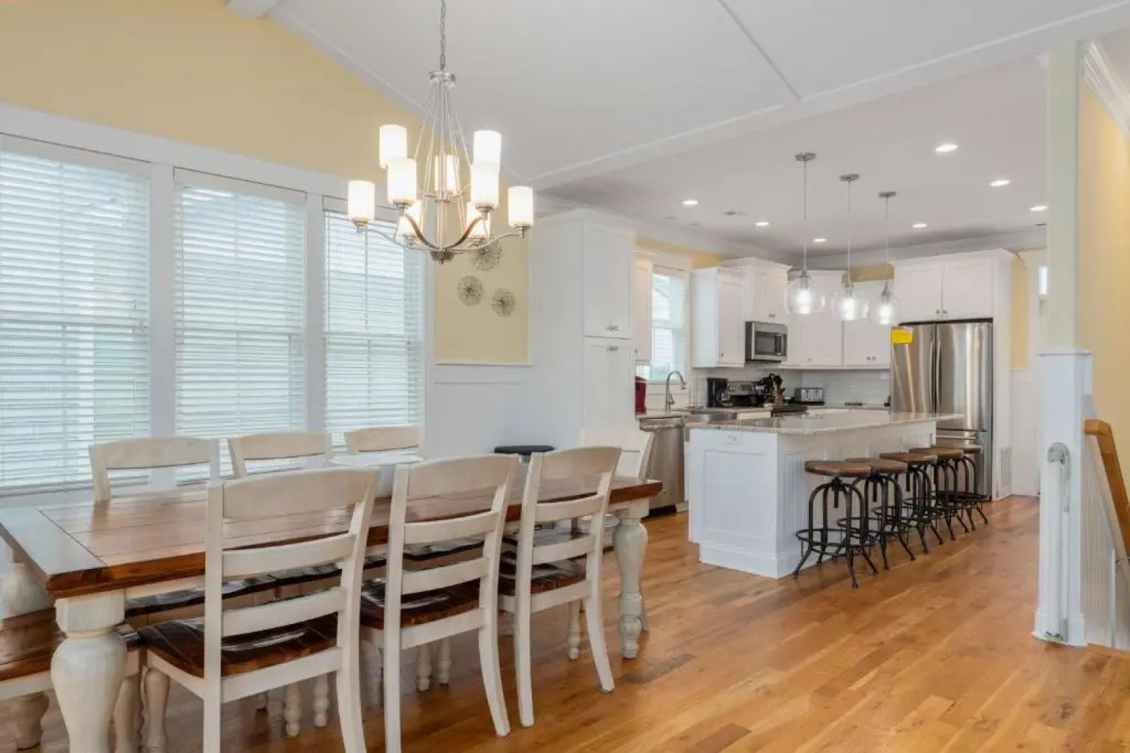 Alpha Breeze by Oak Island Accommodations