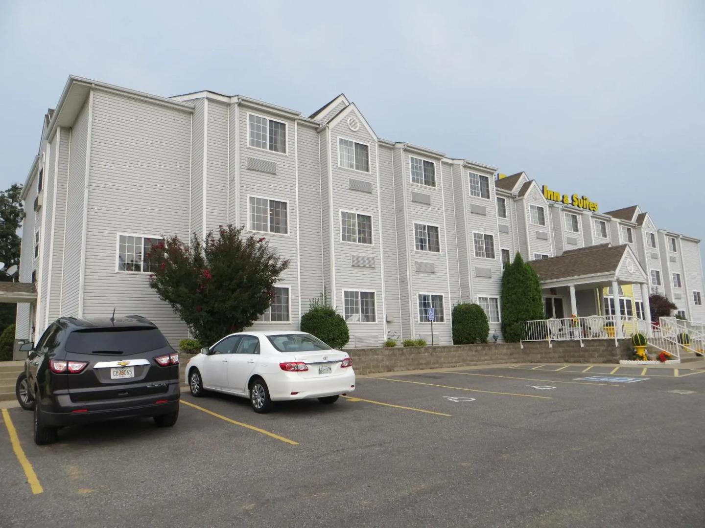 Patti's Inn & Suites
