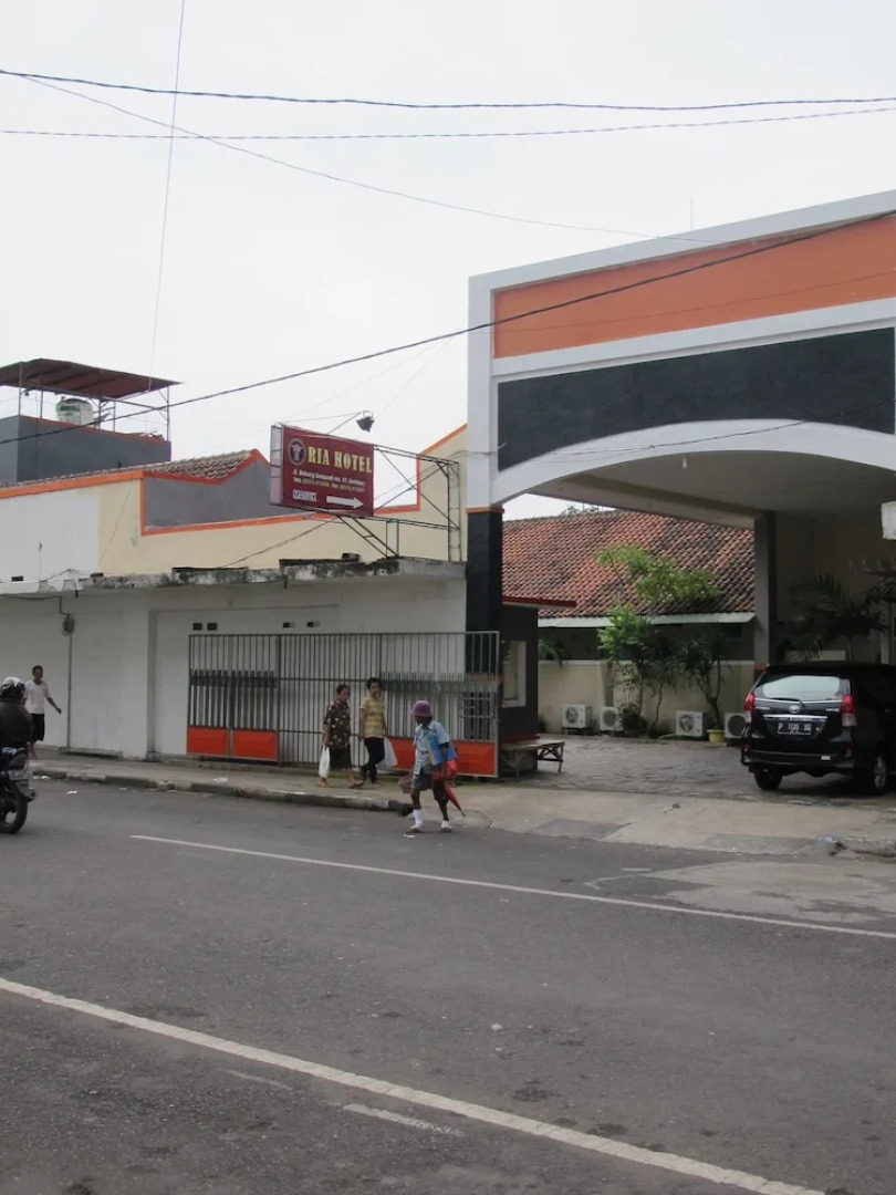 Ria Hotel Jember