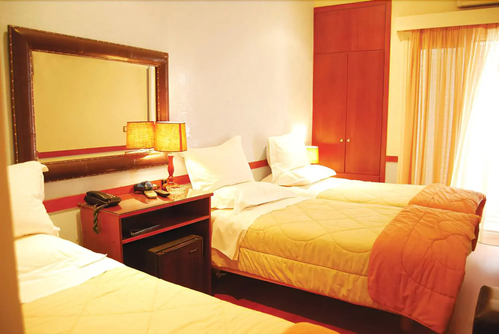 Ephira Hotel