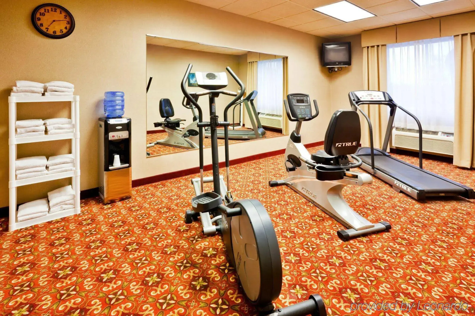 Holiday Inn Express Hotel & Suites Dickson