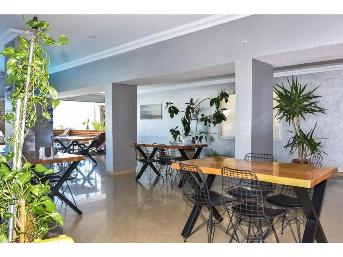 Acem Hotel