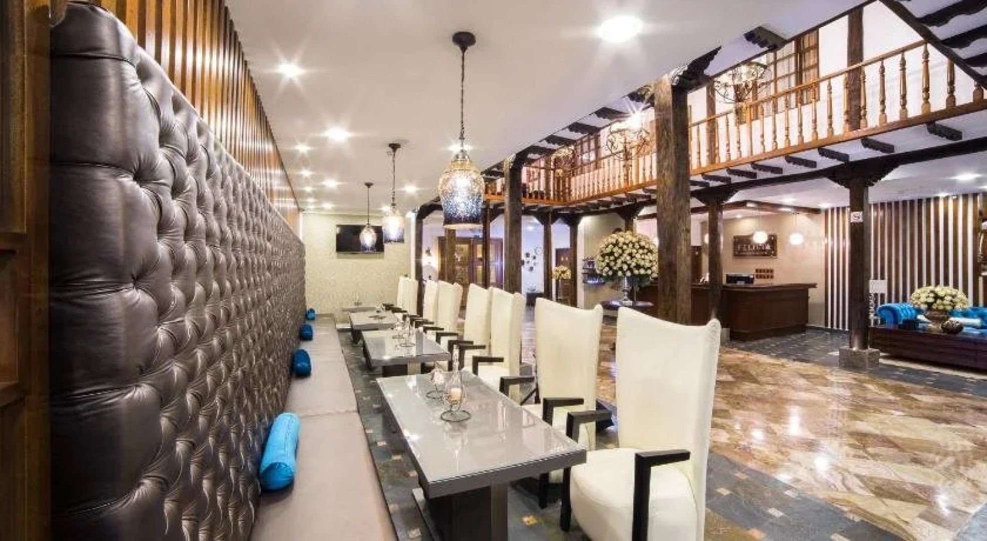 Felicia Hotel & Suites