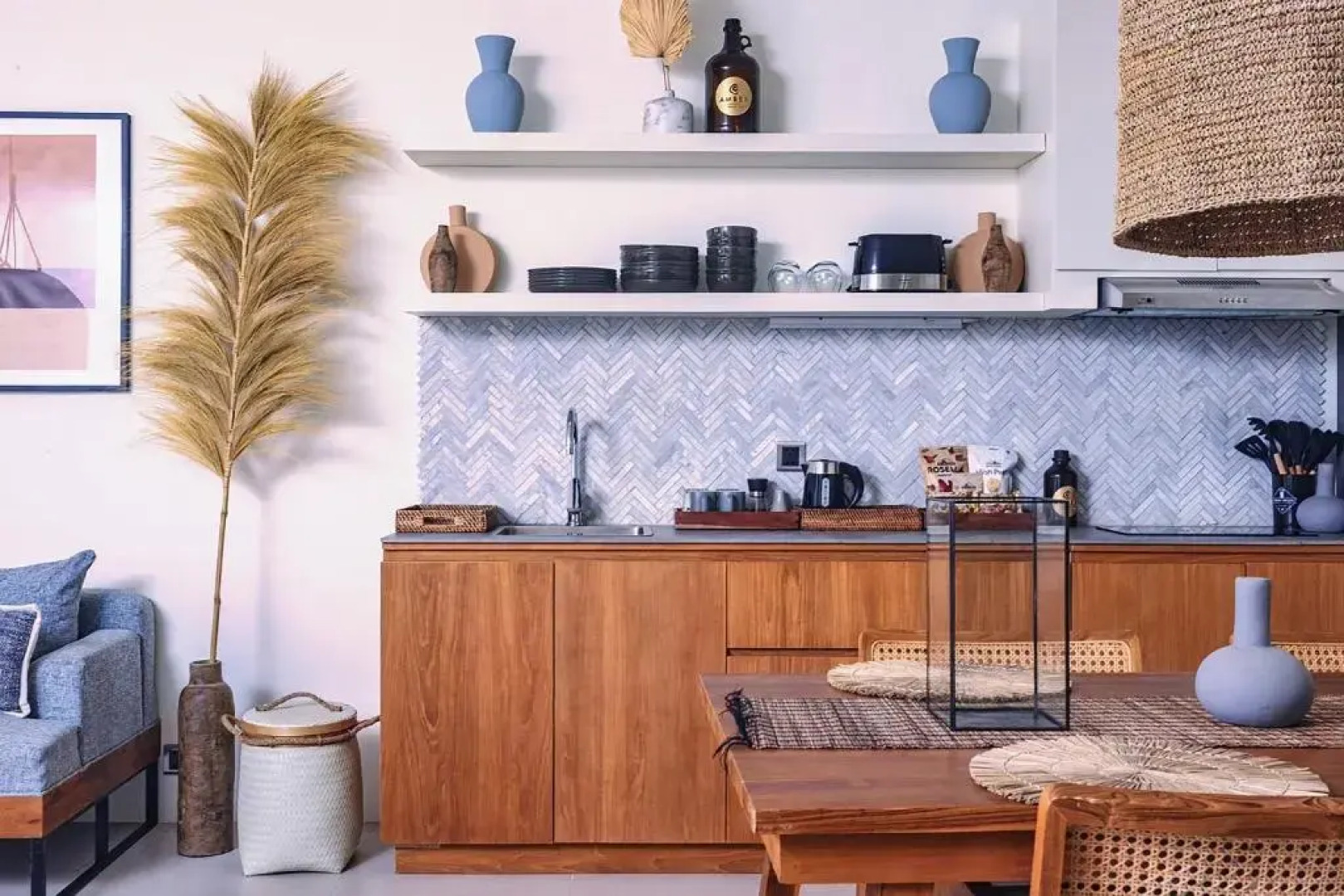 Amber Lombok Beach Resort