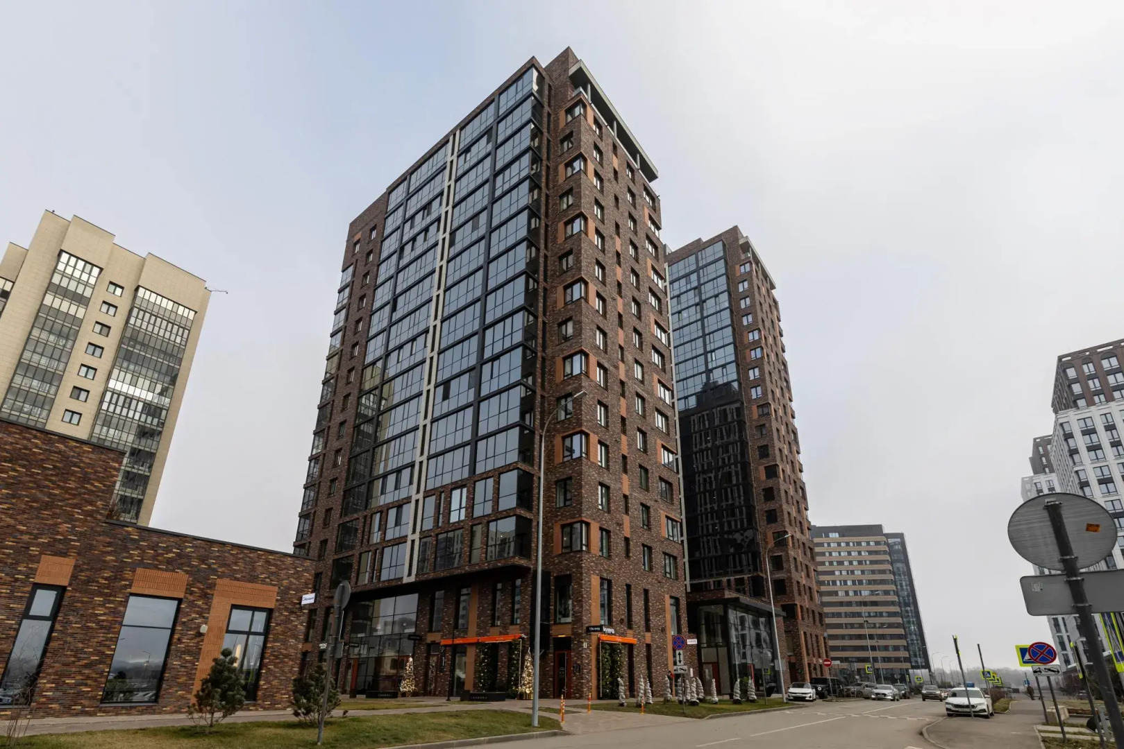 Апартаменты на улице Алексея Козина 9