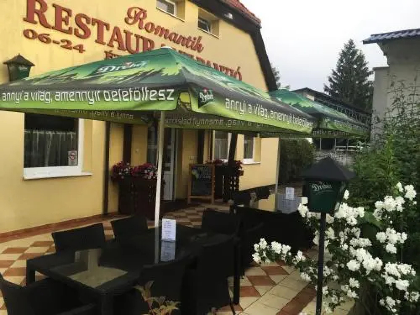 Romantik Étterem - Panzió