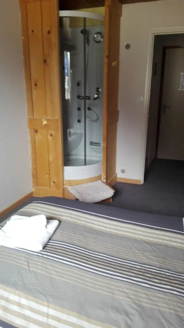 Hotel Bar Restaurant Les Gentianes