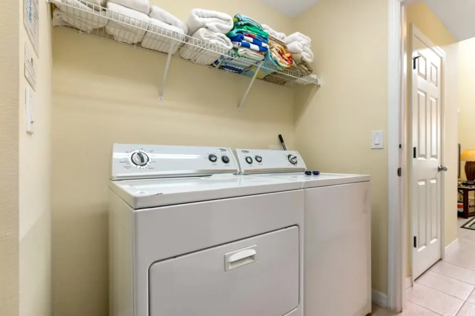 Watersong Dream- Theatre Room, Games, Pool & Spa, Davenport, US