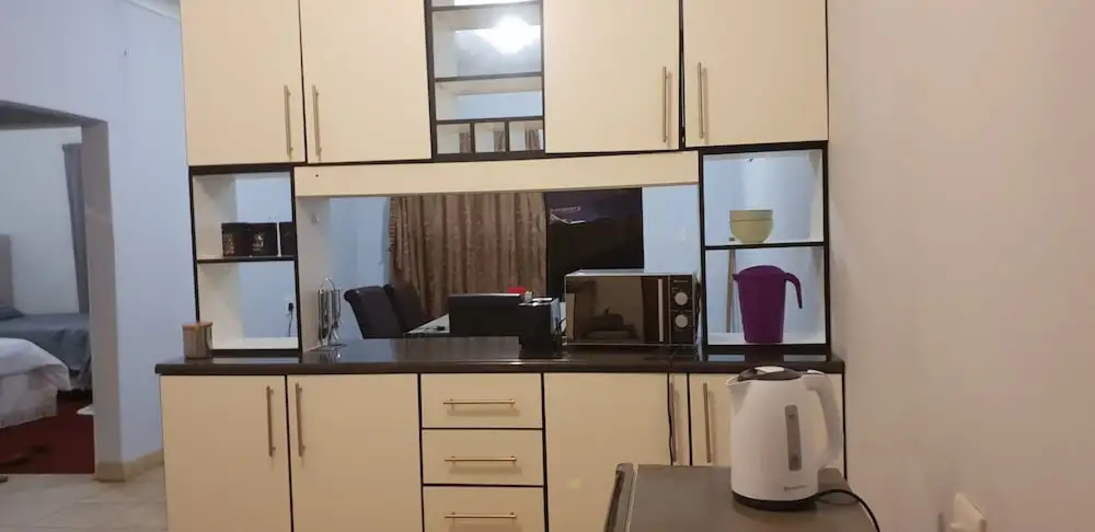 Thetsane Apartments