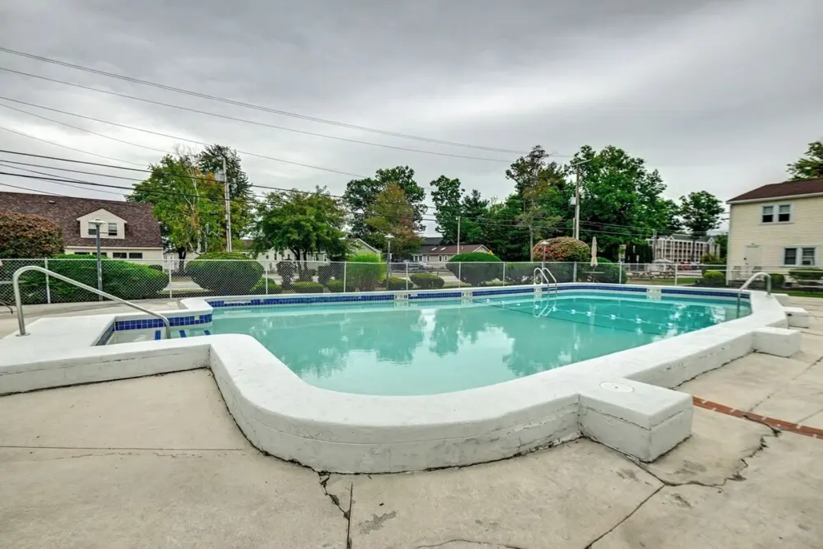 Lake Winnipesaukee Condo w/ Beach Access!