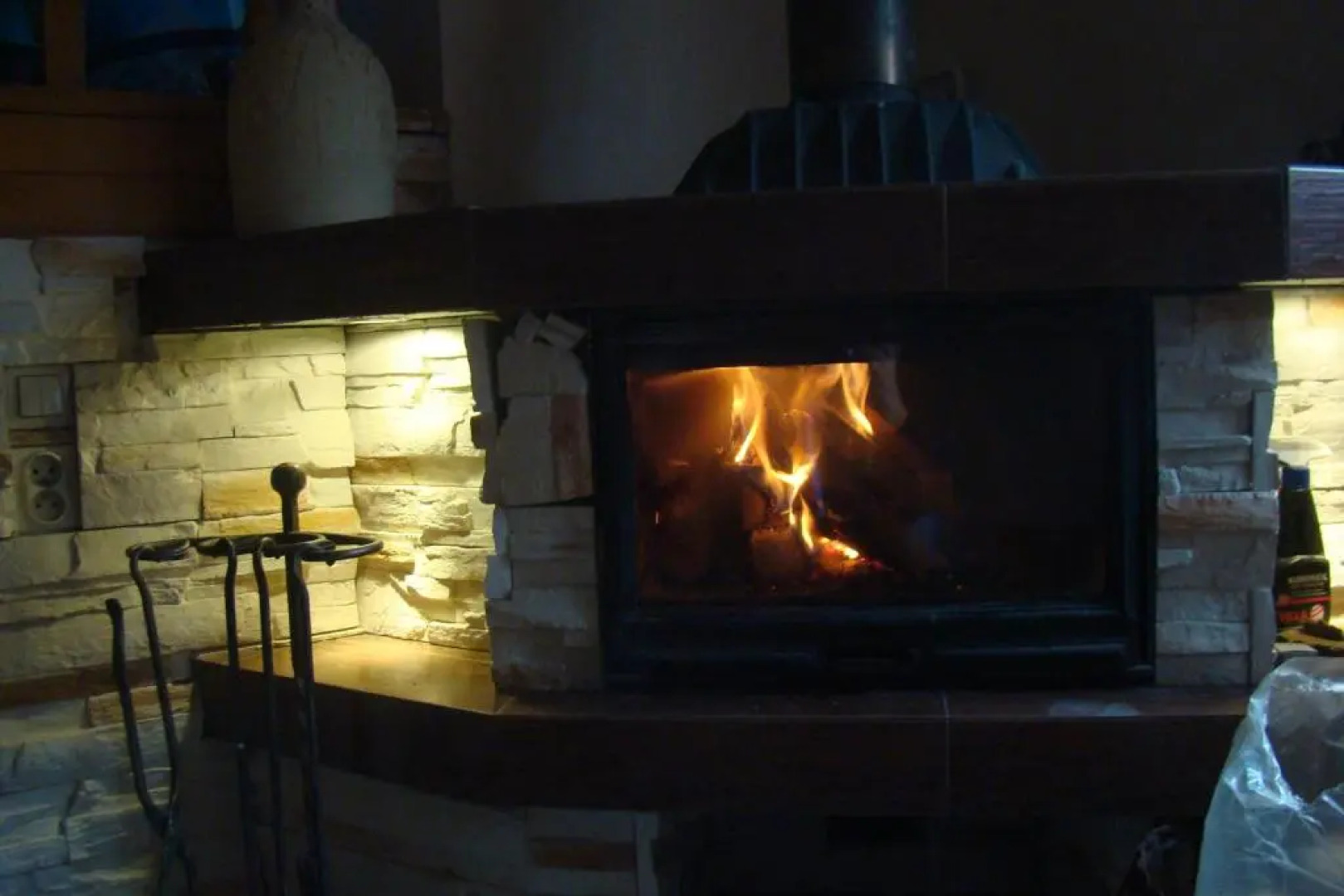 Willa Karolinka Stróża