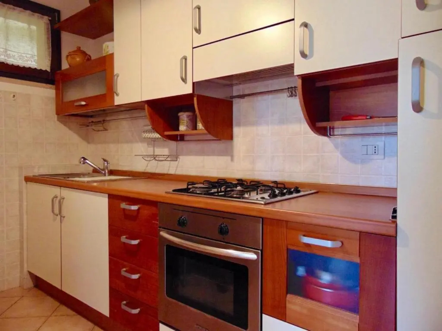 N243 - Numana, trilocale in residence con piscina