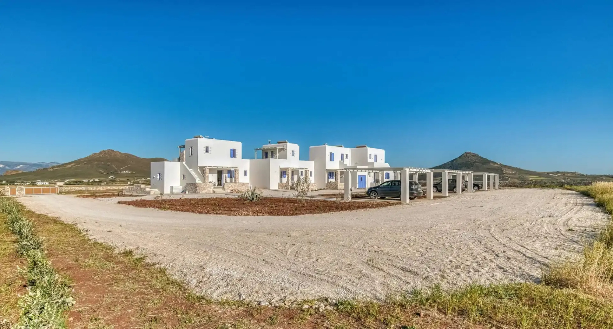 Aetherian Ciel Villas Ploto & Cymo