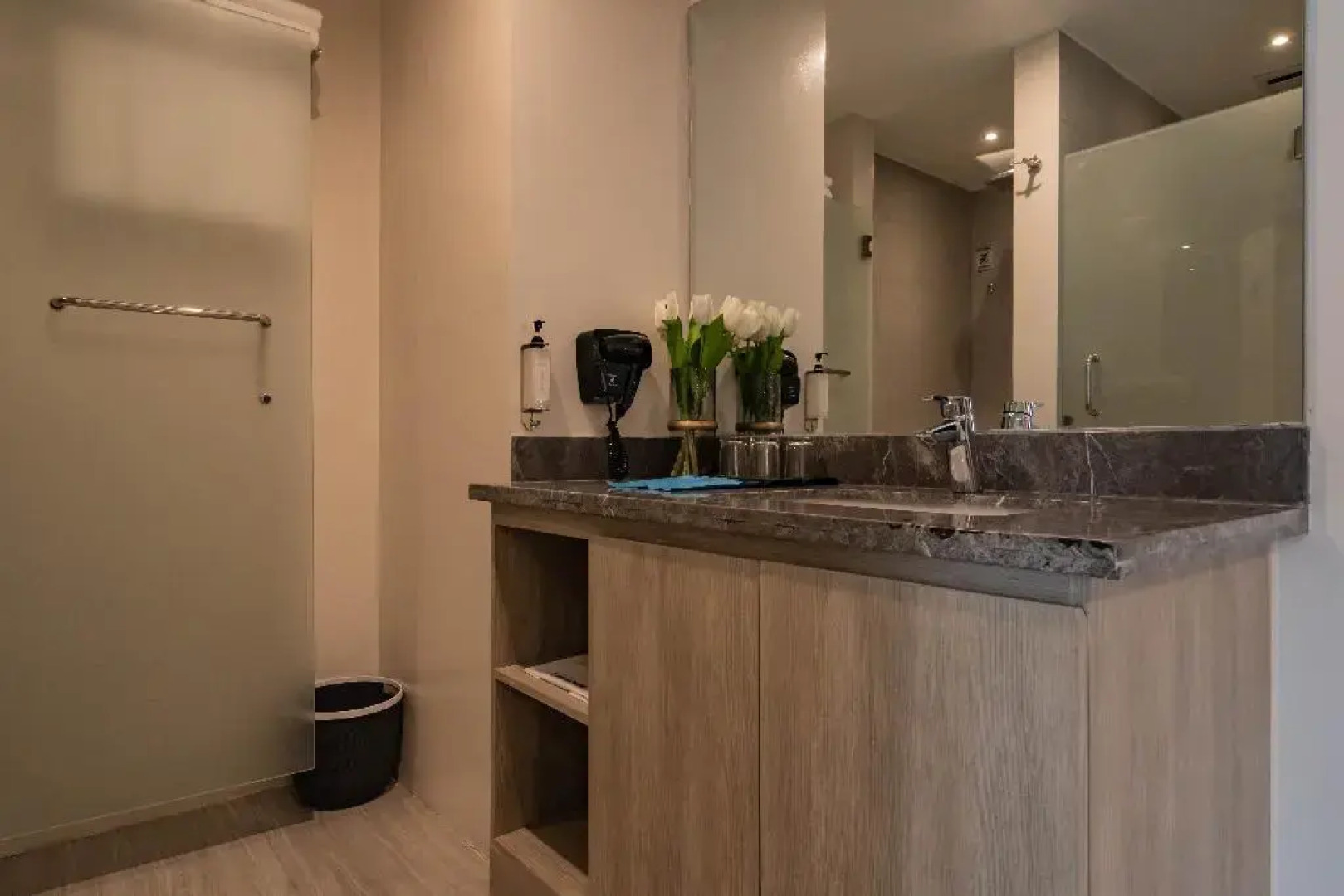 Bayfront Hotel Cebu - Capitol Site