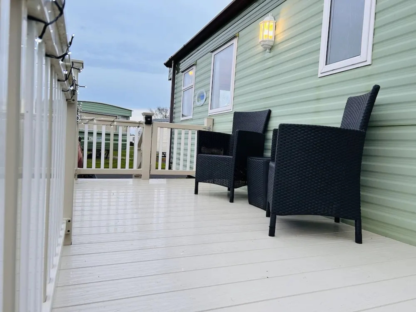 Charming Countryside Static Van With Entertainment