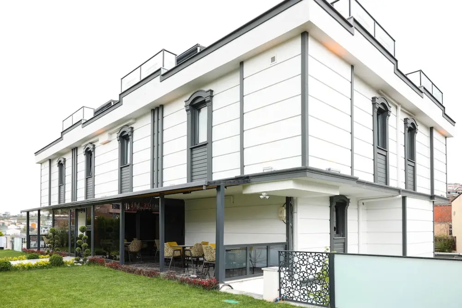 Garden Mode Airport Hotel