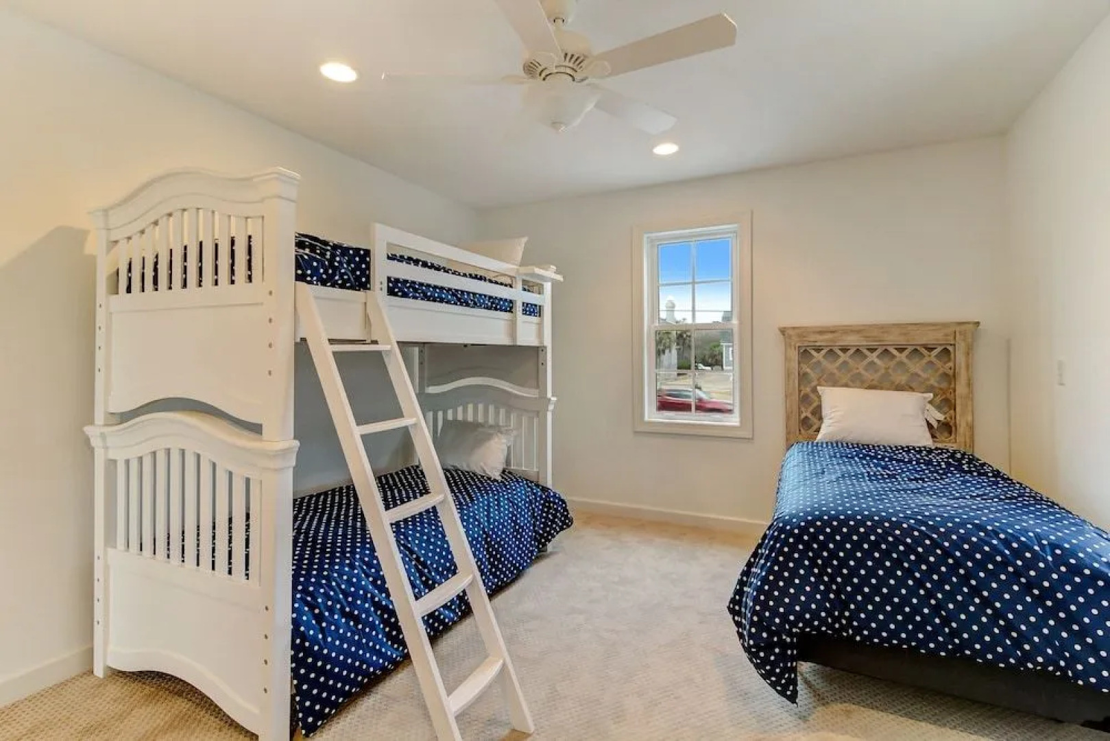 Multi-level Seaside Residence by RedAwning