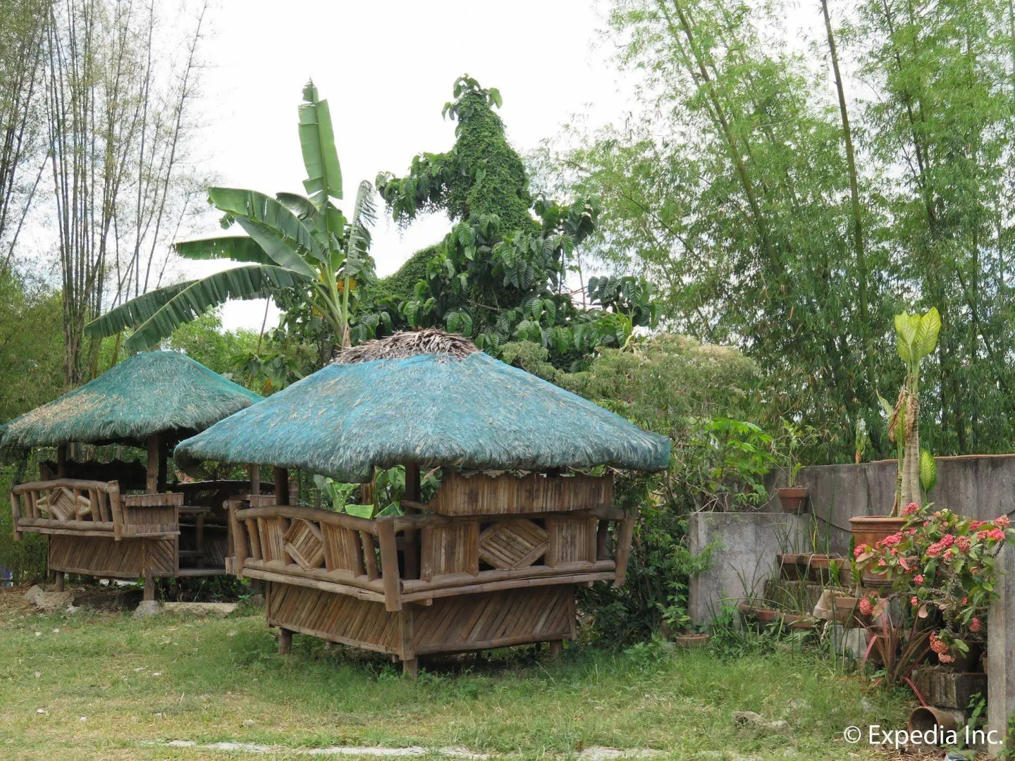 Zillion Pavilion Family & Business Hotel