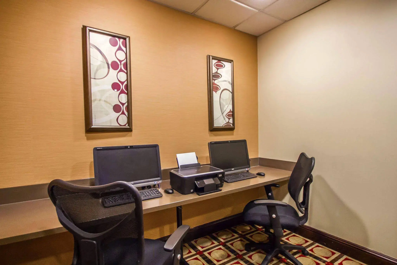 Comfort Suites at Woodbridge