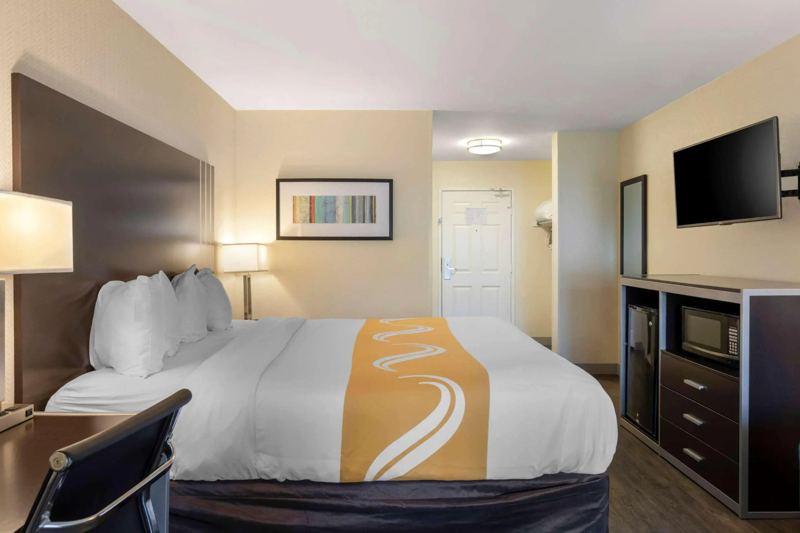Quality Inn & Suites Camarillo - Oxnard