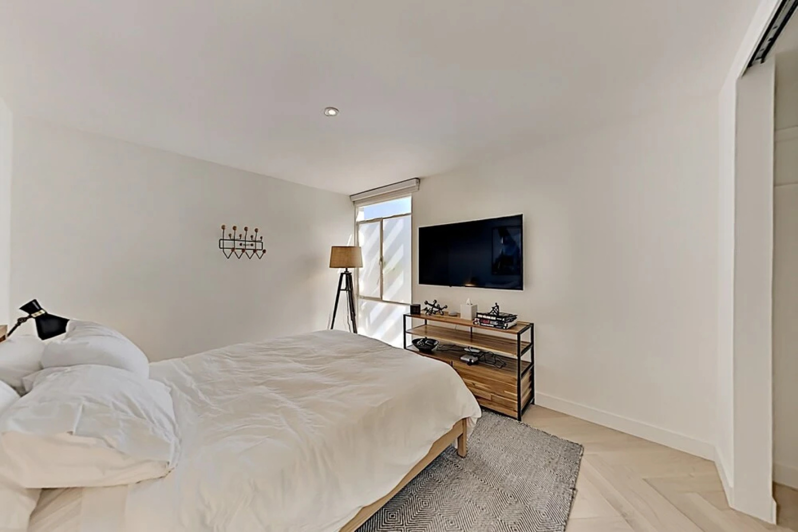 517sadam 3 Bedroom Home